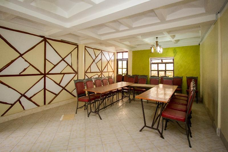 Three Ways Hotel Naivasha Buitenkant foto